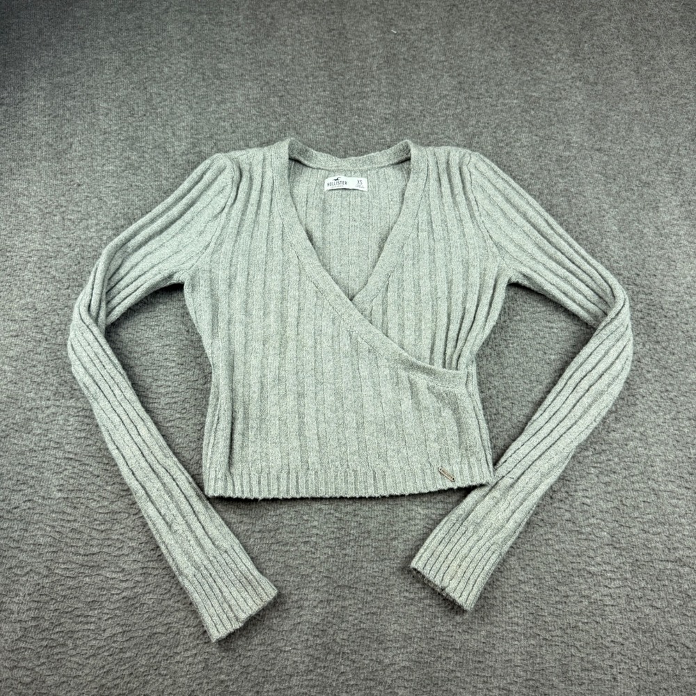 Hollister Wrap Sweater Women's XS Gray Ribbed Long Sleeve Cropped V-Neck